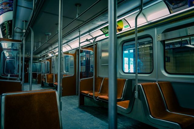 地下鉄電車内